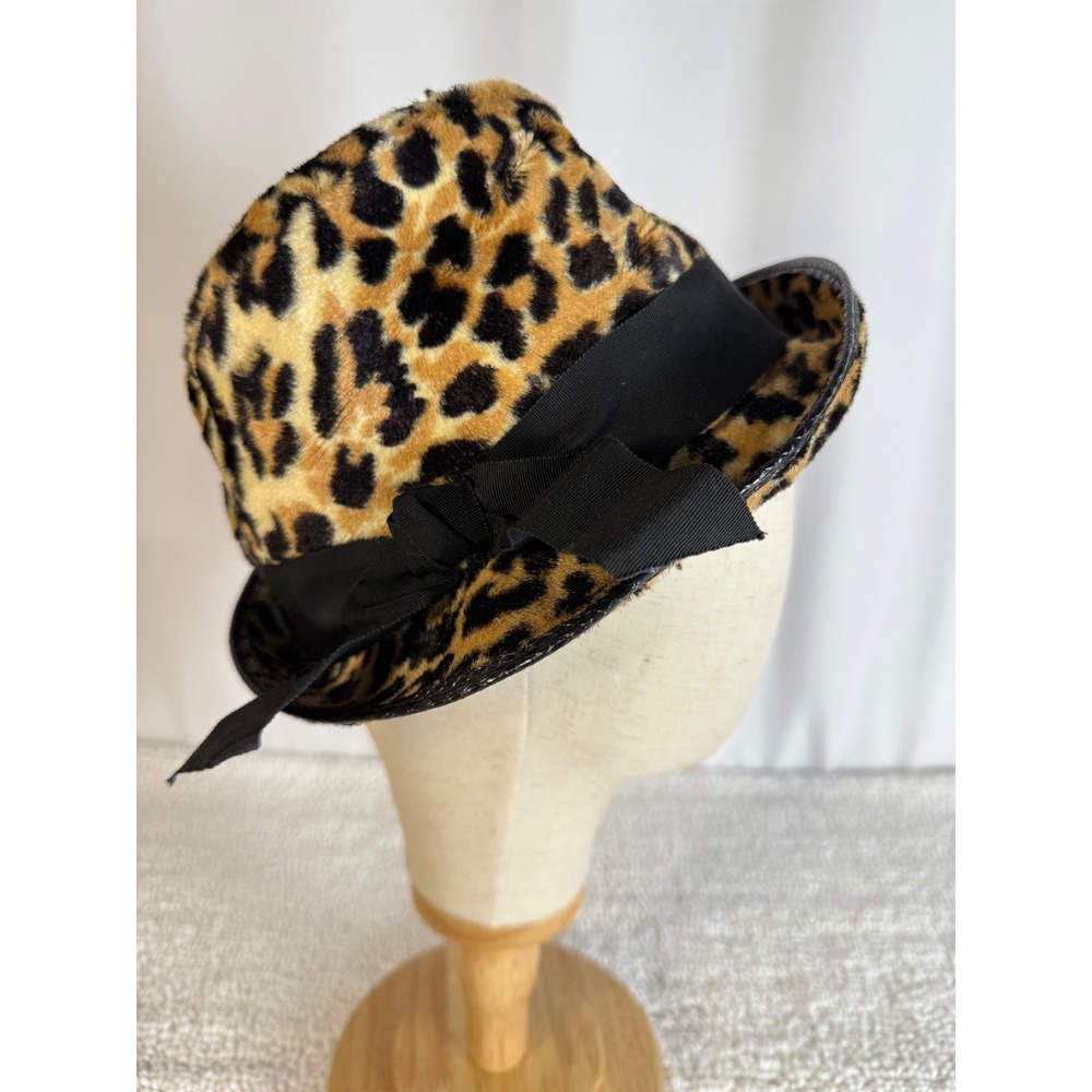 Leopard Print Fedora Hat with Black Ribbon Trim‎ Stylish Women's Accessory